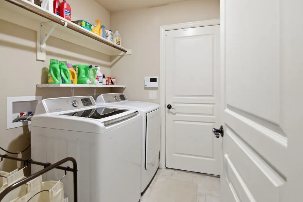 212 Spruce Valley Drive Justin TX 76247