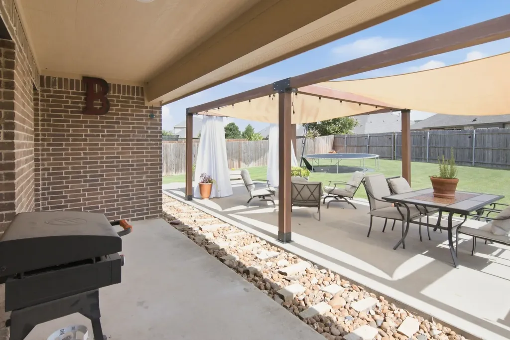 212 Spruce Valley Drive Justin TX 76247