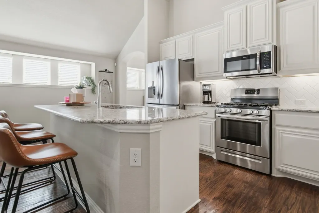 212 Spruce Valley Drive Justin TX 76247