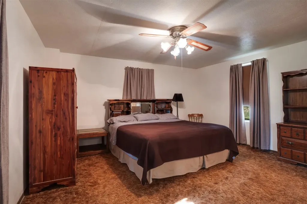 957 Cr 1886 Sunset TX 76270