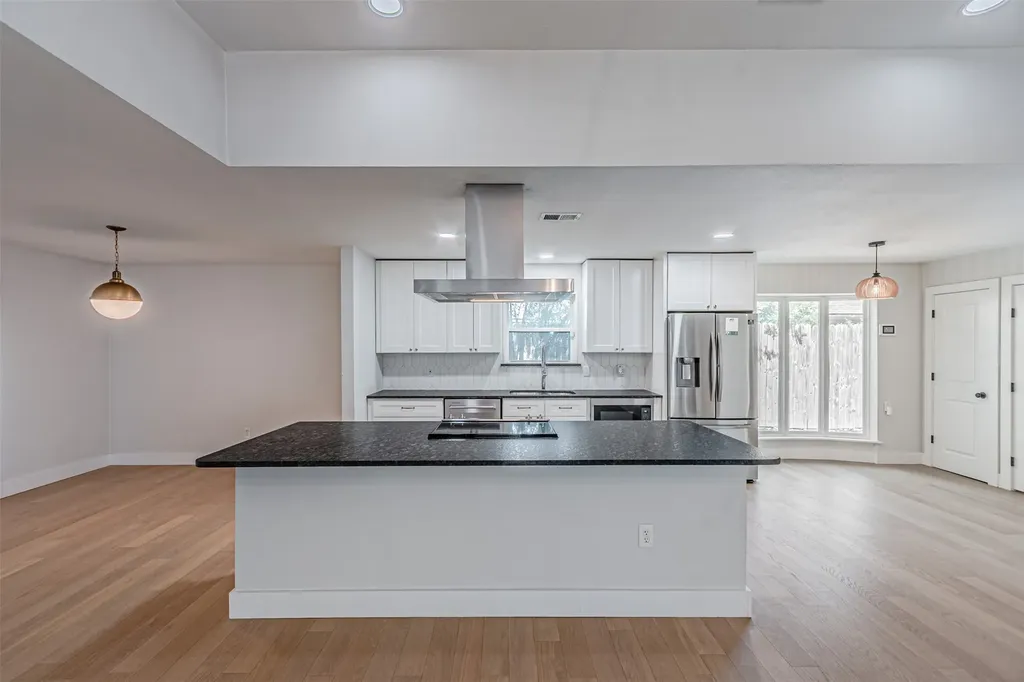 7229 Whispering Pines Drive Dallas TX 75248