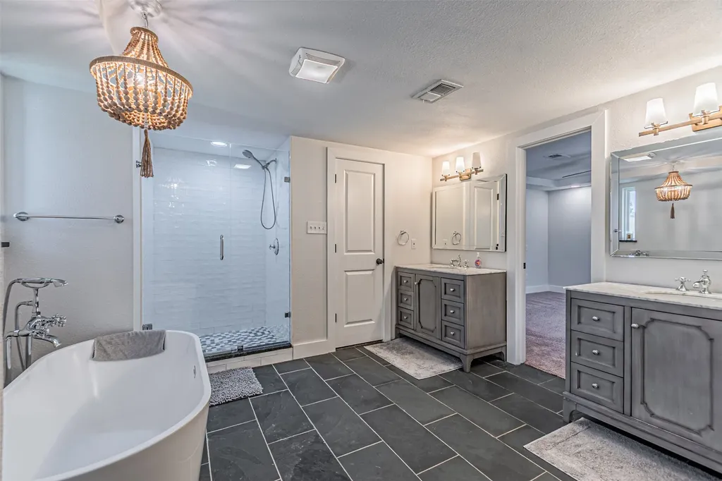 7229 Whispering Pines Drive Dallas TX 75248