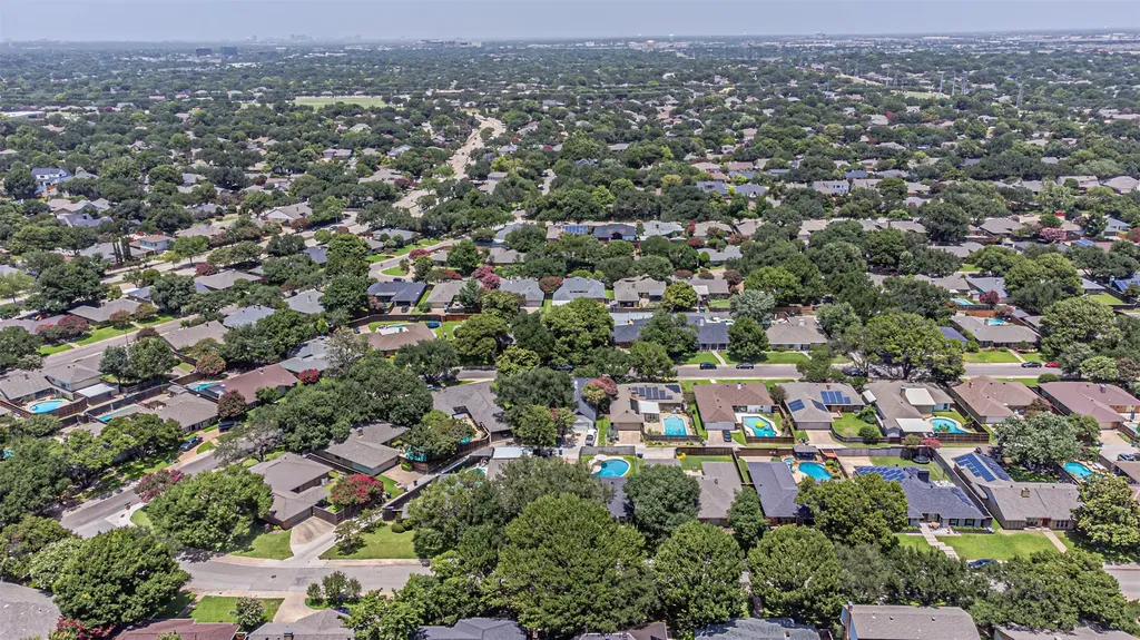 7229 Whispering Pines Drive Dallas TX 75248