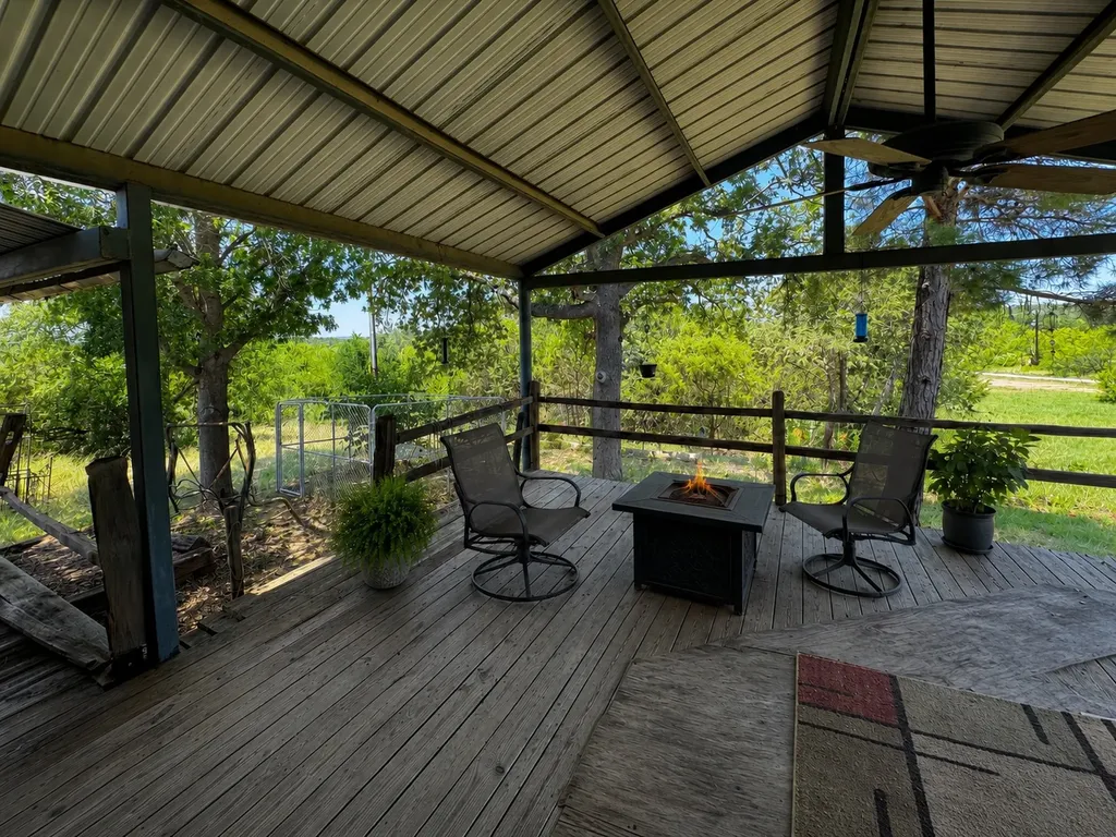 111 Salem Loop Graham TX 76450