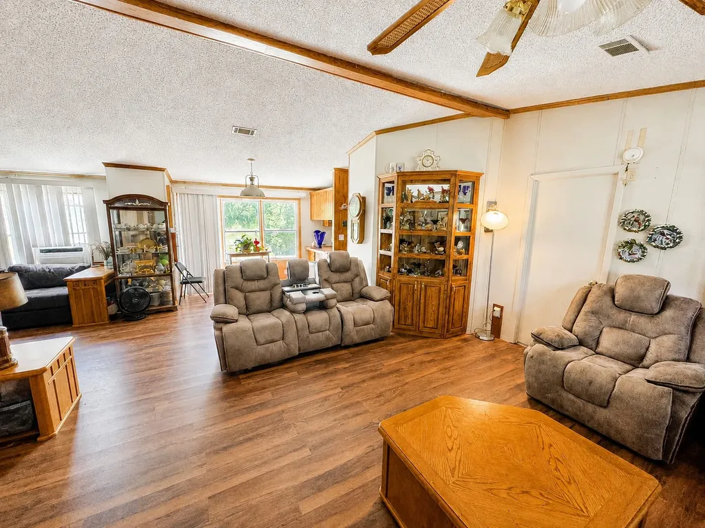 111 Salem Loop Graham TX 76450