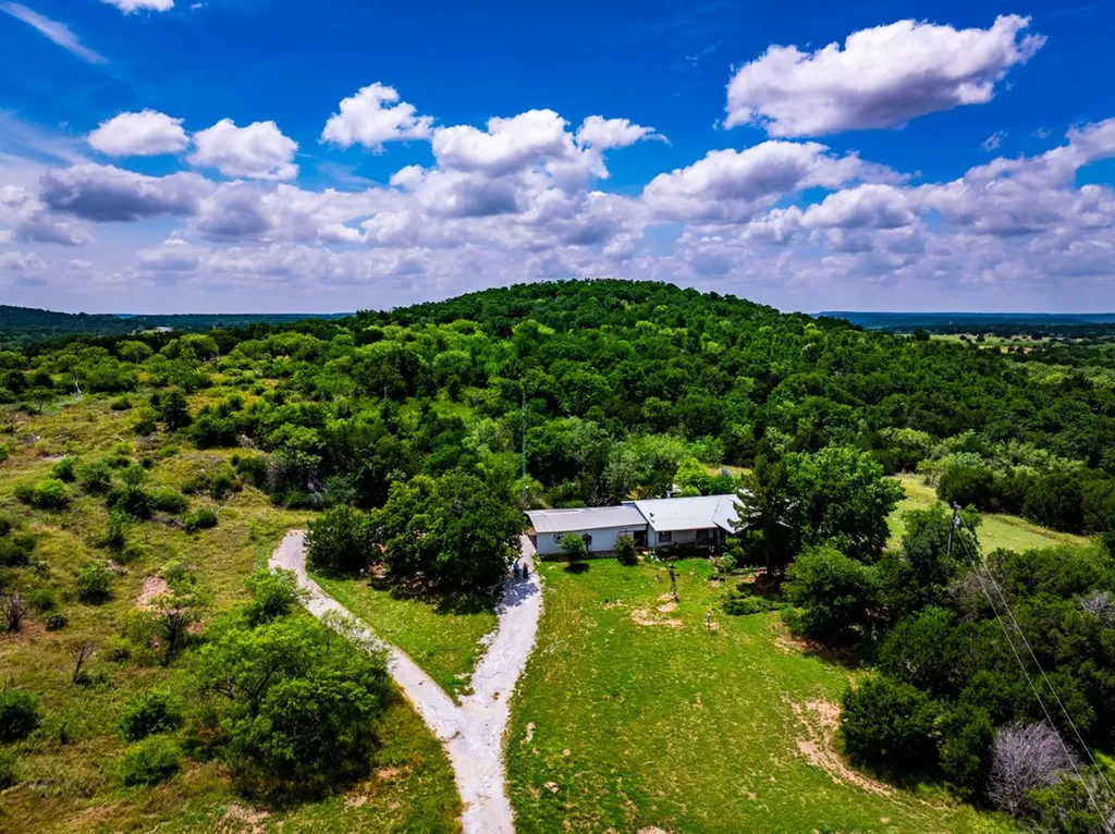 111 Salem Loop Graham TX 76450