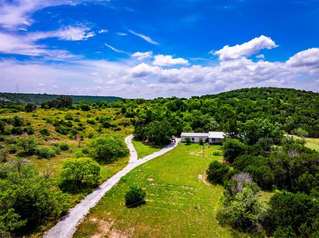 111 Salem Loop Graham TX 76450
