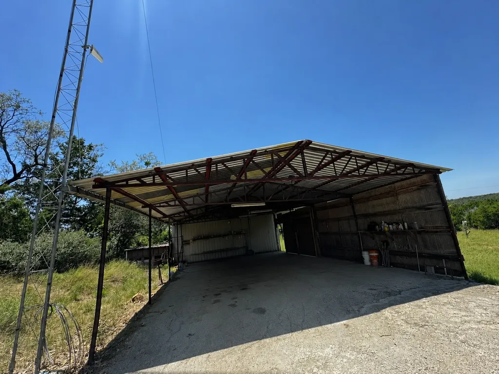 111 Salem Loop Graham TX 76450