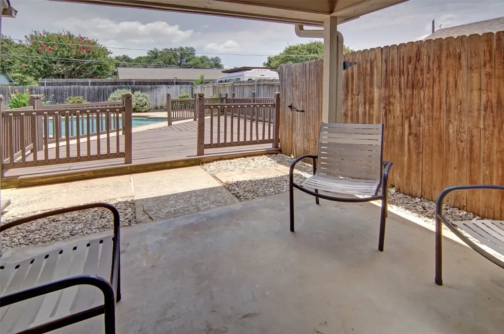 2208 Cambridge Drive Hurst TX 76054