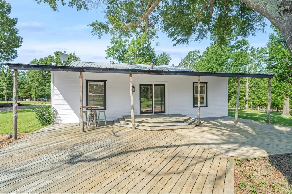 111 Vz County Road 3626 Edgewood TX 75117