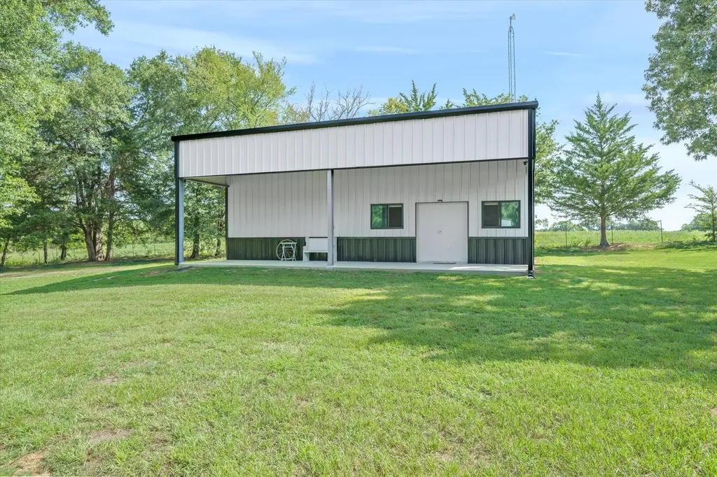 111 Vz County Road 3626 Edgewood TX 75117