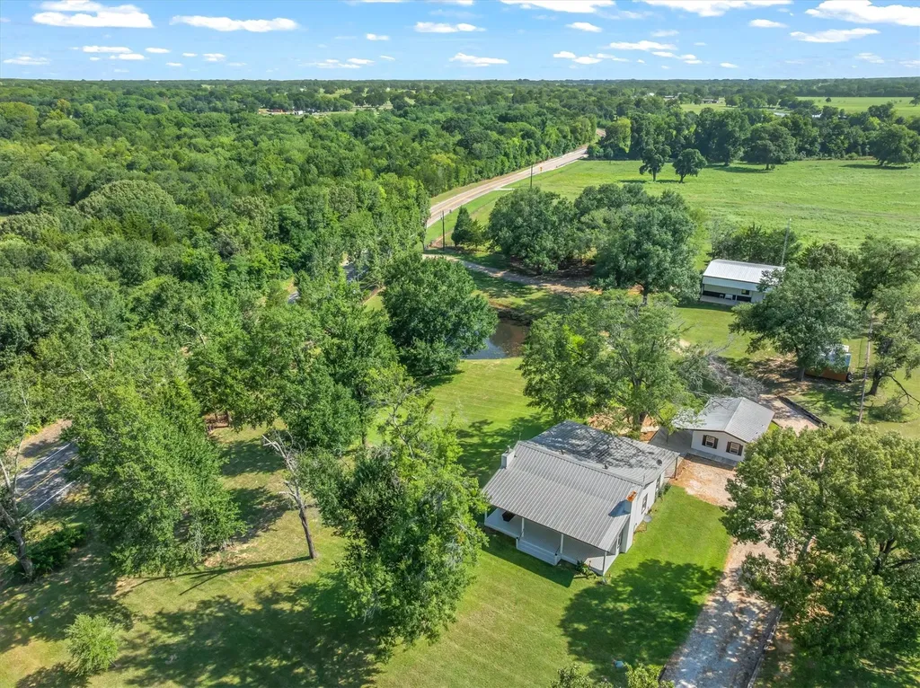 111 Vz County Road 3626 Edgewood TX 75117