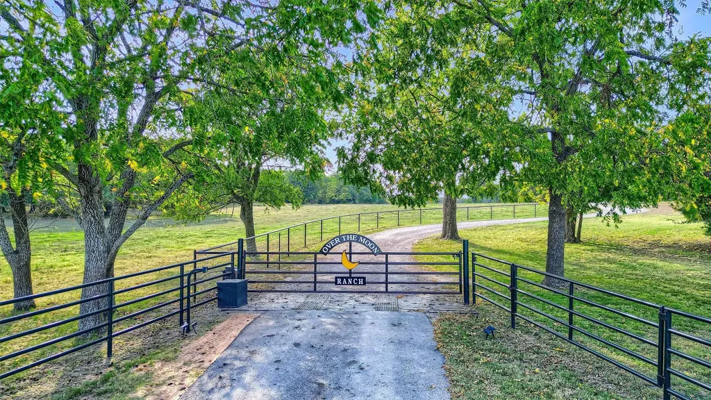 1271 Fm 3496 Gainesville TX 76240