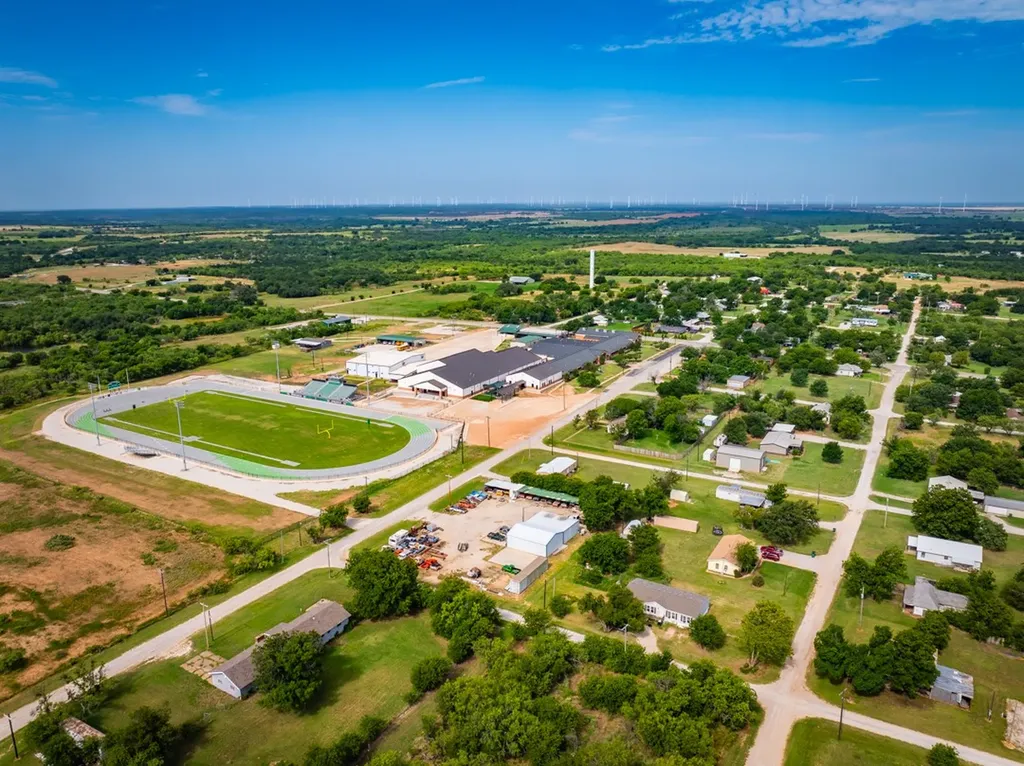 902 Commerce Street Newcastle TX 76372