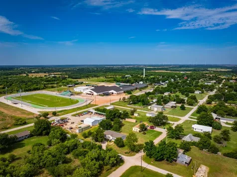 902 Commerce Street Newcastle TX 76372
