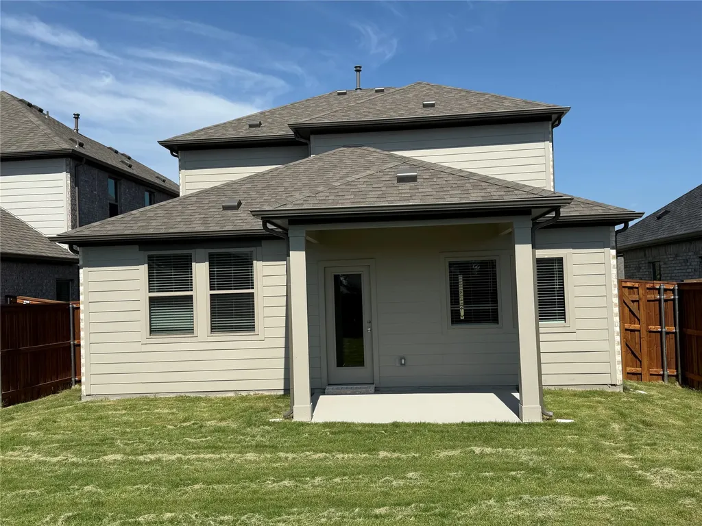 1233 Wolfsbane Drive Lavon TX 75166