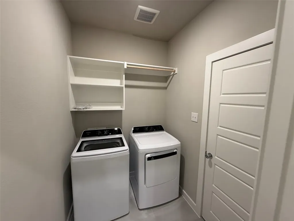 1233 Wolfsbane Drive Lavon TX 75166