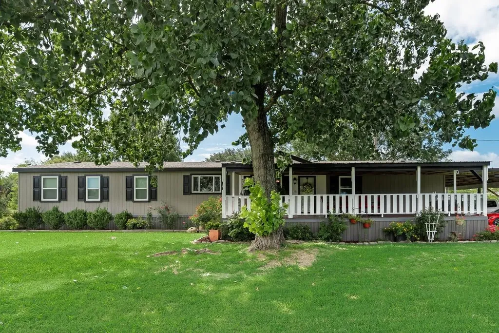 10661 County Road 360 Terrell TX 75161