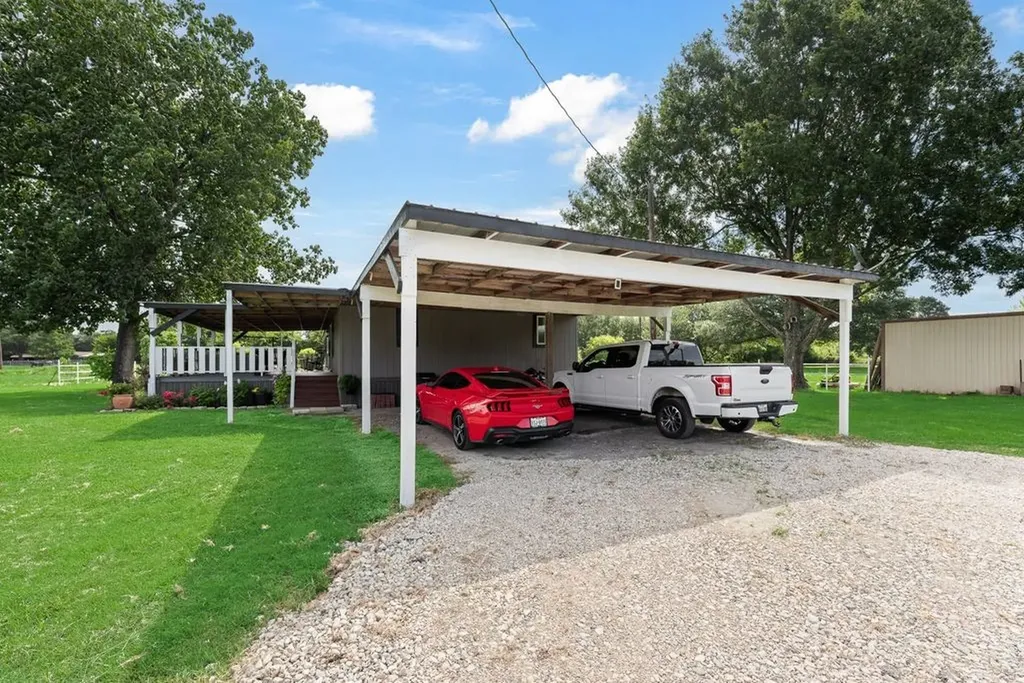 10661 County Road 360 Terrell TX 75161