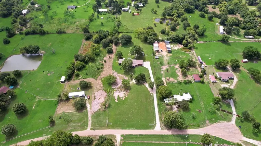 10661 County Road 360 Terrell TX 75161
