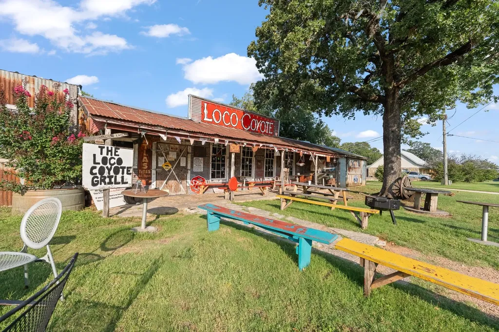 1795 Cr 1004 Glen Rose TX 76043
