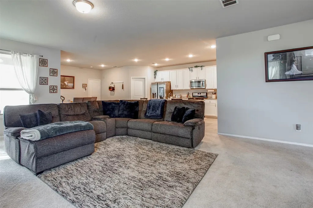 2820 Brittlebush Drive Fort Worth TX 76108