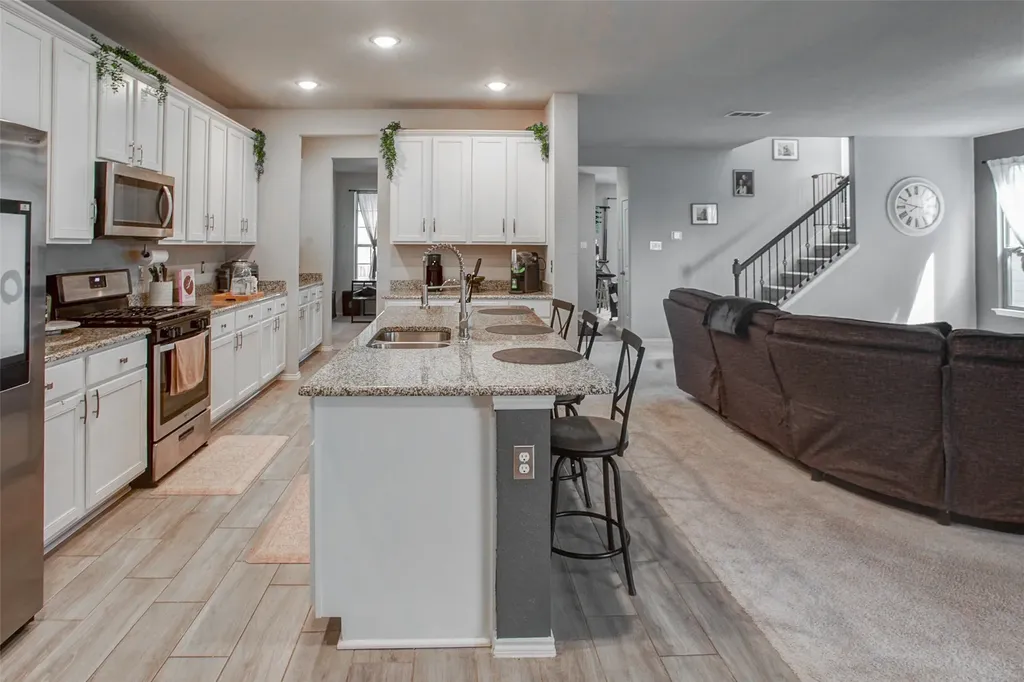 2820 Brittlebush Drive Fort Worth TX 76108