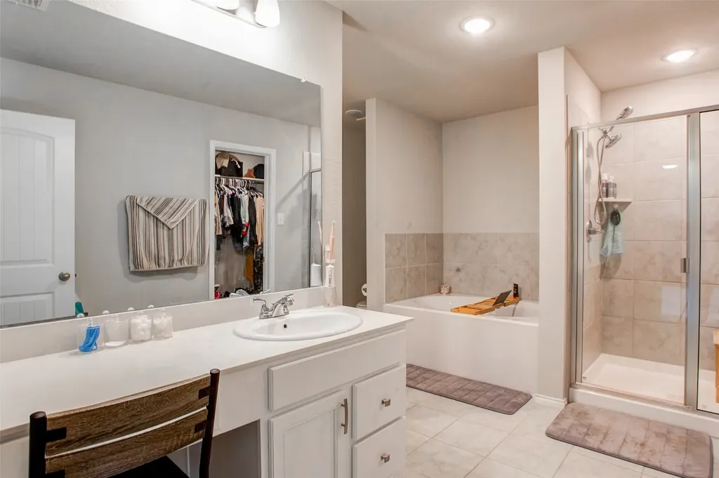 2820 Brittlebush Drive Fort Worth TX 76108