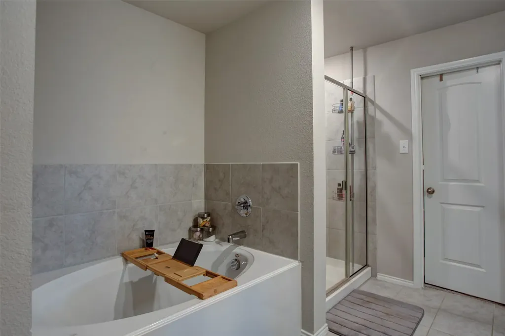 2820 Brittlebush Drive Fort Worth TX 76108