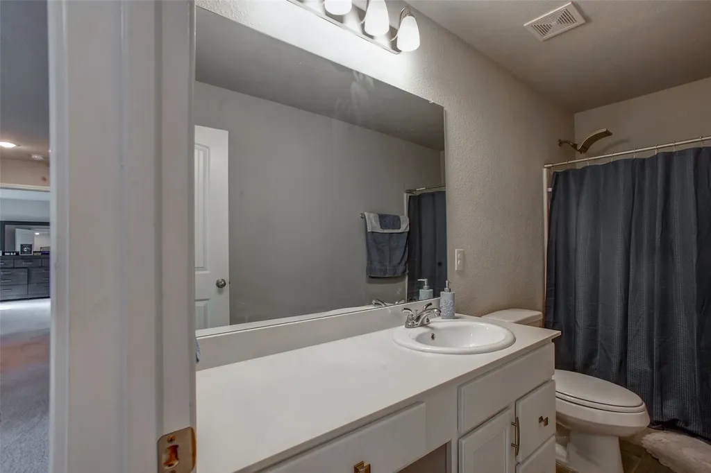 2820 Brittlebush Drive Fort Worth TX 76108