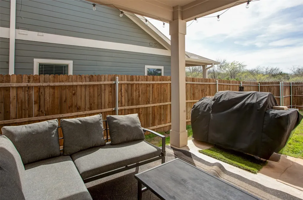2820 Brittlebush Drive Fort Worth TX 76108