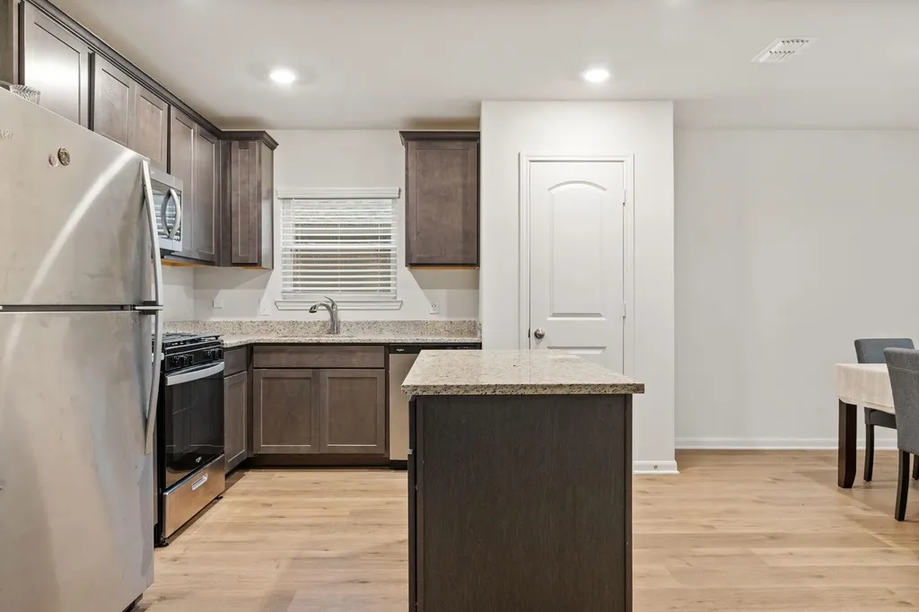 8216 Columbia Falls Road Ponder TX 76259