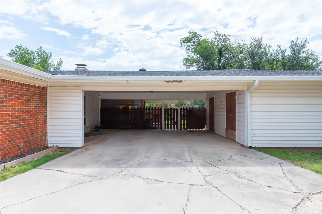 3213 S 22nd Street Abilene TX 79605