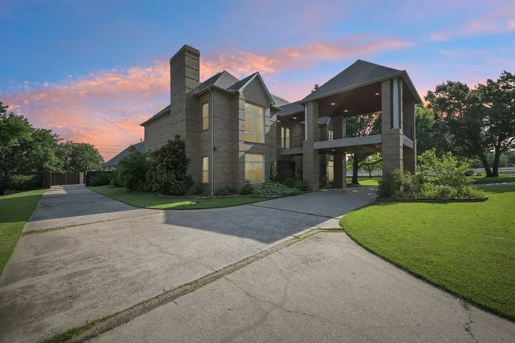 2237 High Country Drive Carrollton TX 75007