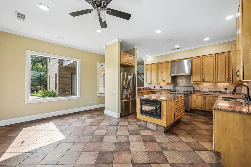 2237 High Country Drive Carrollton TX 75007