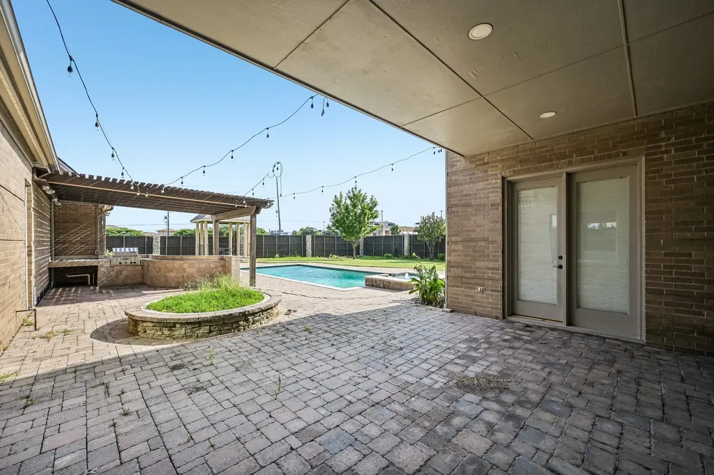 2237 High Country Drive Carrollton TX 75007