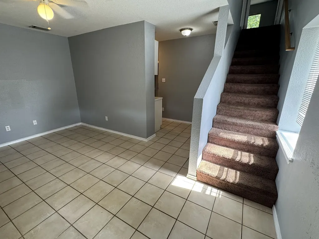 3850 Mt Ranier Street Dallas TX 75211