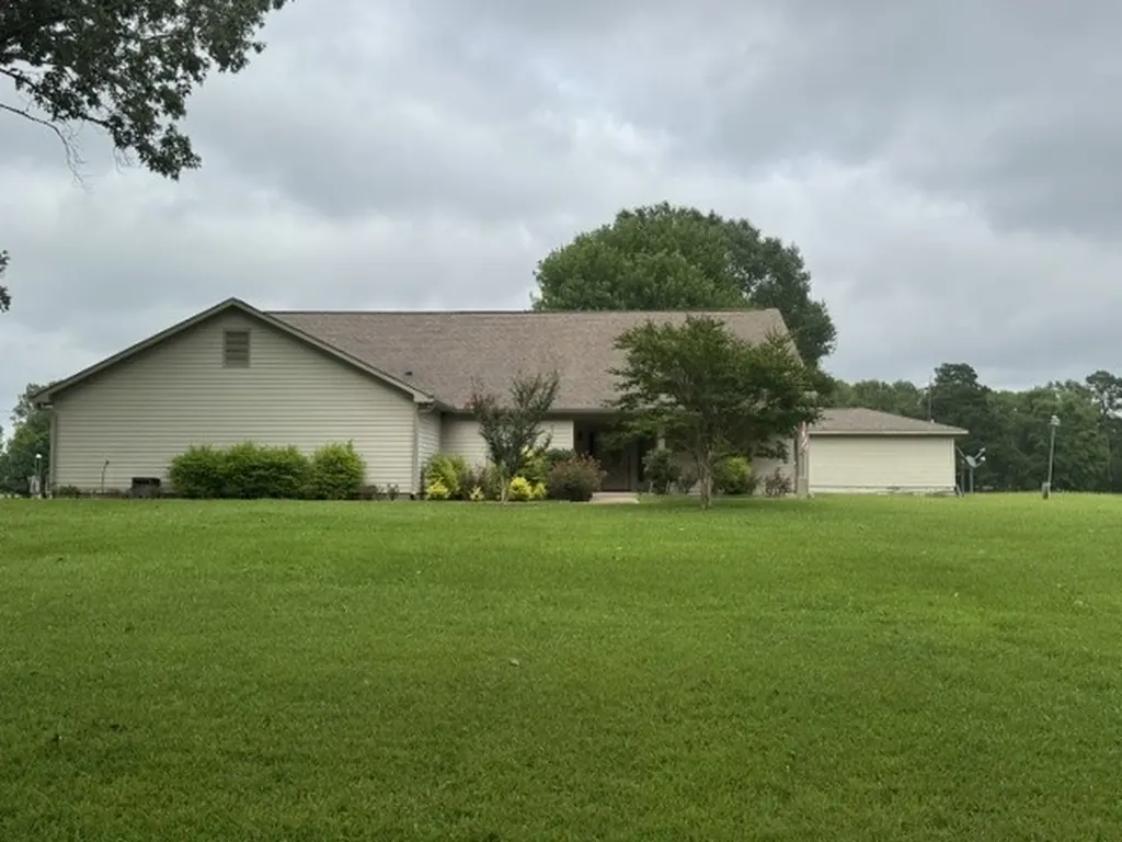 14875 Highway 789 Keithville LA 71047