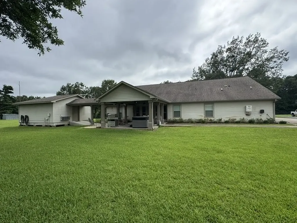 14875 Highway 789 Keithville LA 71047