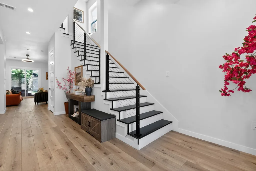 1704 Mcbroom Street Dallas TX 75212