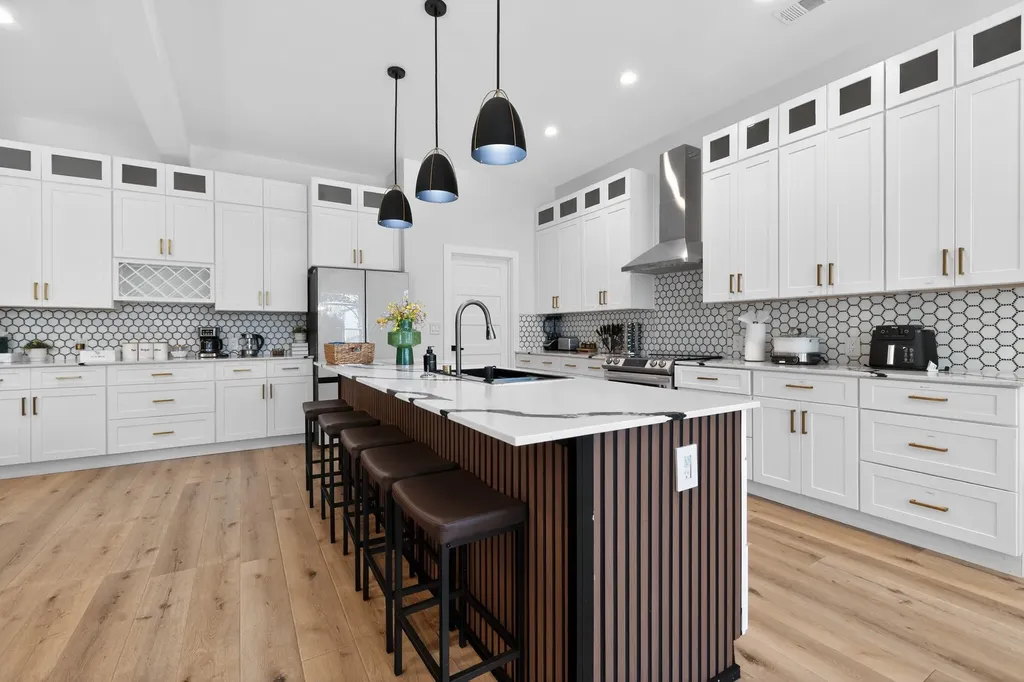 1704 Mcbroom Street Dallas TX 75212