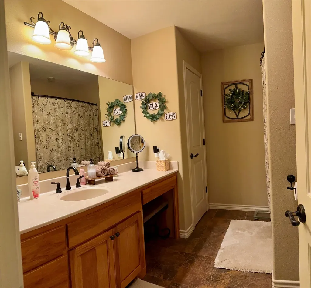 15541 County Road 409 Cisco TX 76437