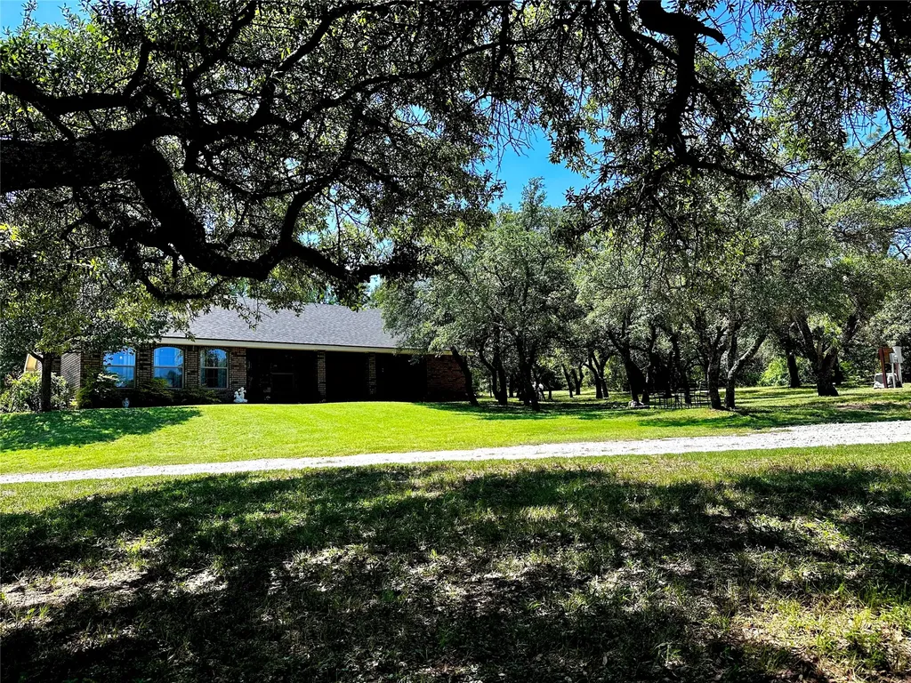 15541 County Road 409 Cisco TX 76437