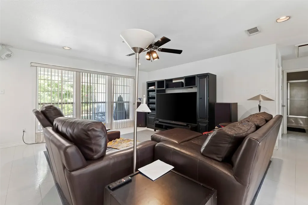 401 Rugged Drive Red Oak TX 75154