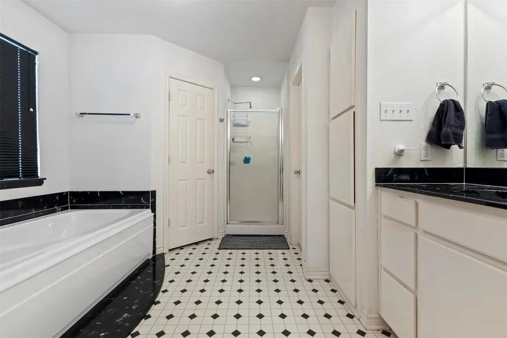 401 Rugged Drive Red Oak TX 75154