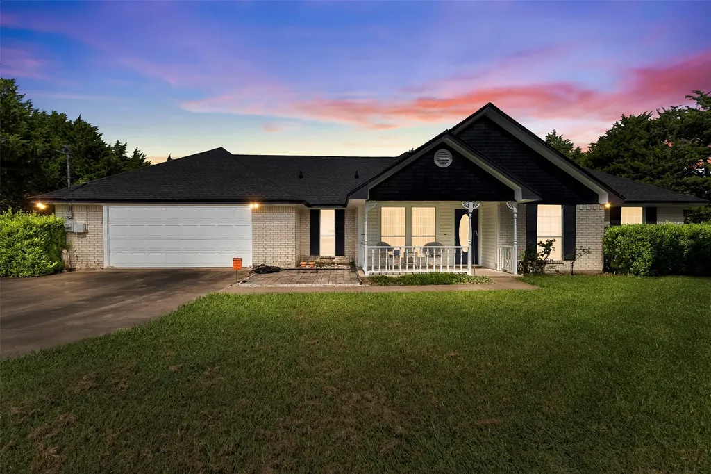 401 Rugged Drive Red Oak TX 75154