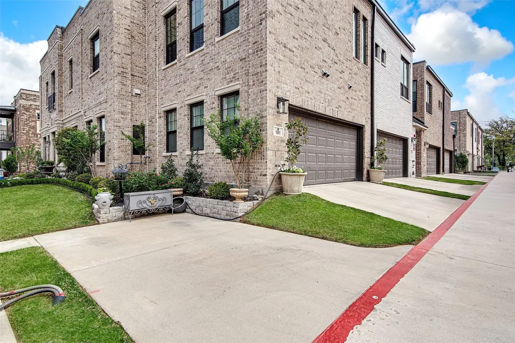 307 Sunset Lane Fort Worth TX 76114