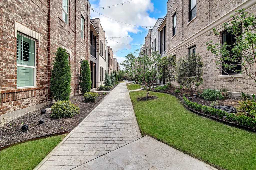 307 Sunset Lane Fort Worth TX 76114