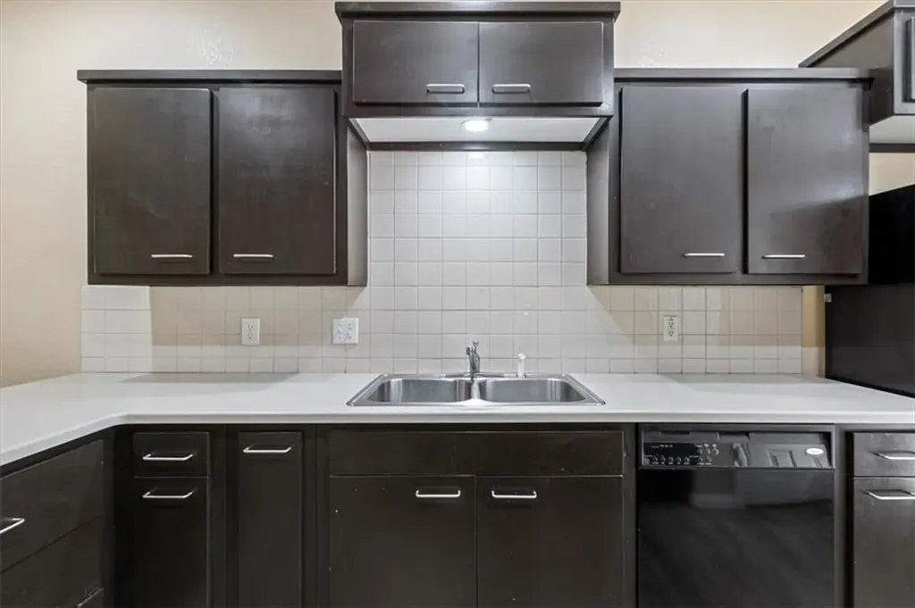 1907 S 17th Street Waco TX 76706