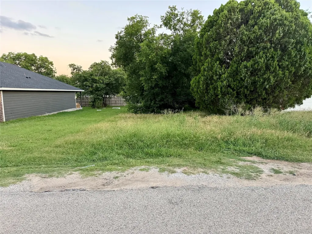 5111 Crowley Street Sansom Park TX 76114